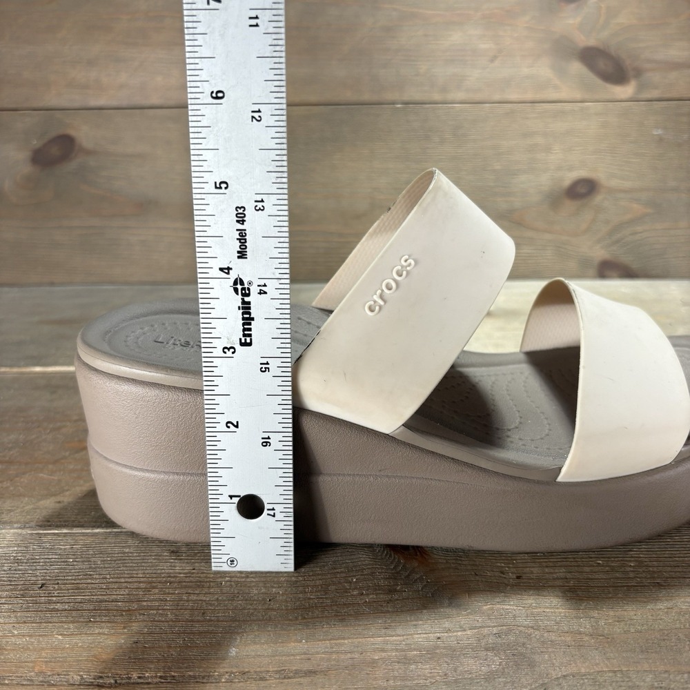 crocs brooklyn wedge womens size 9 shoes beige chunky wedge sandals - Picture 9 of 10